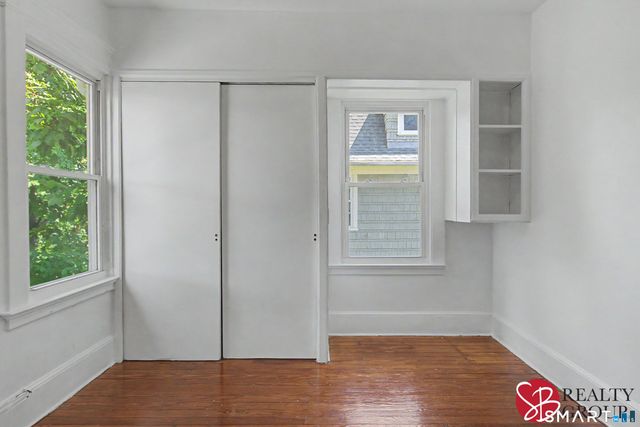 31 Smith Street, West Haven, CT 06516
