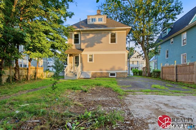 31 Smith Street, West Haven, CT 06516