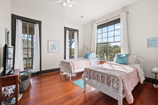 1714 31st Street, Galveston, TX 77550