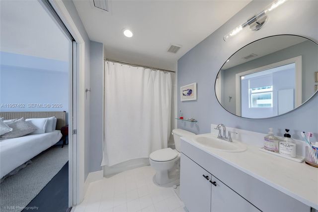 115 SW 11th St 505, Miami, FL 33130