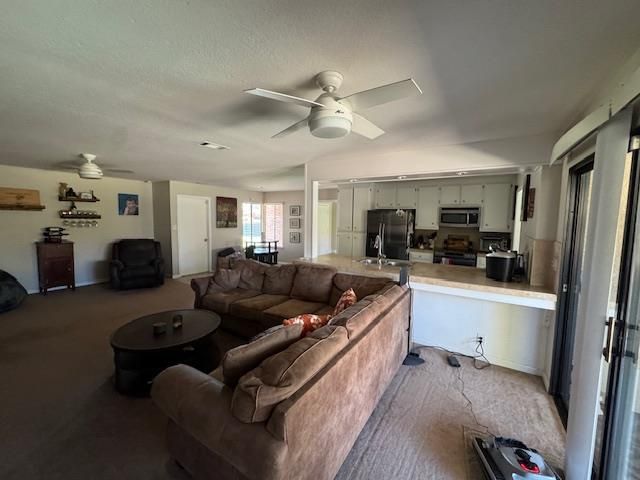 7039 Bridgeport Cir, Stockton, CA 95207