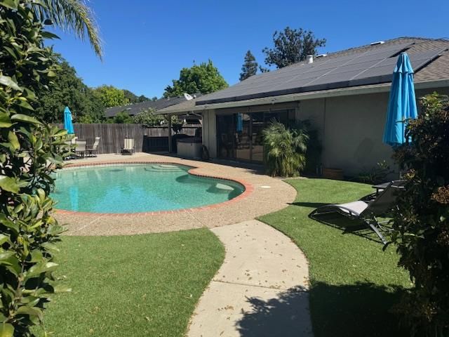 7039 Bridgeport Cir, Stockton, CA 95207