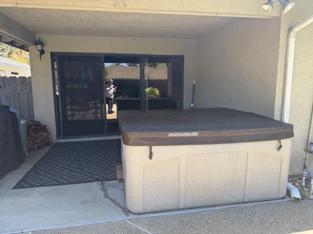 7039 Bridgeport Cir, Stockton, CA 95207