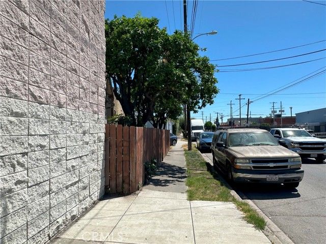 1226 Hooper Avenue, Los Angeles, CA 90021