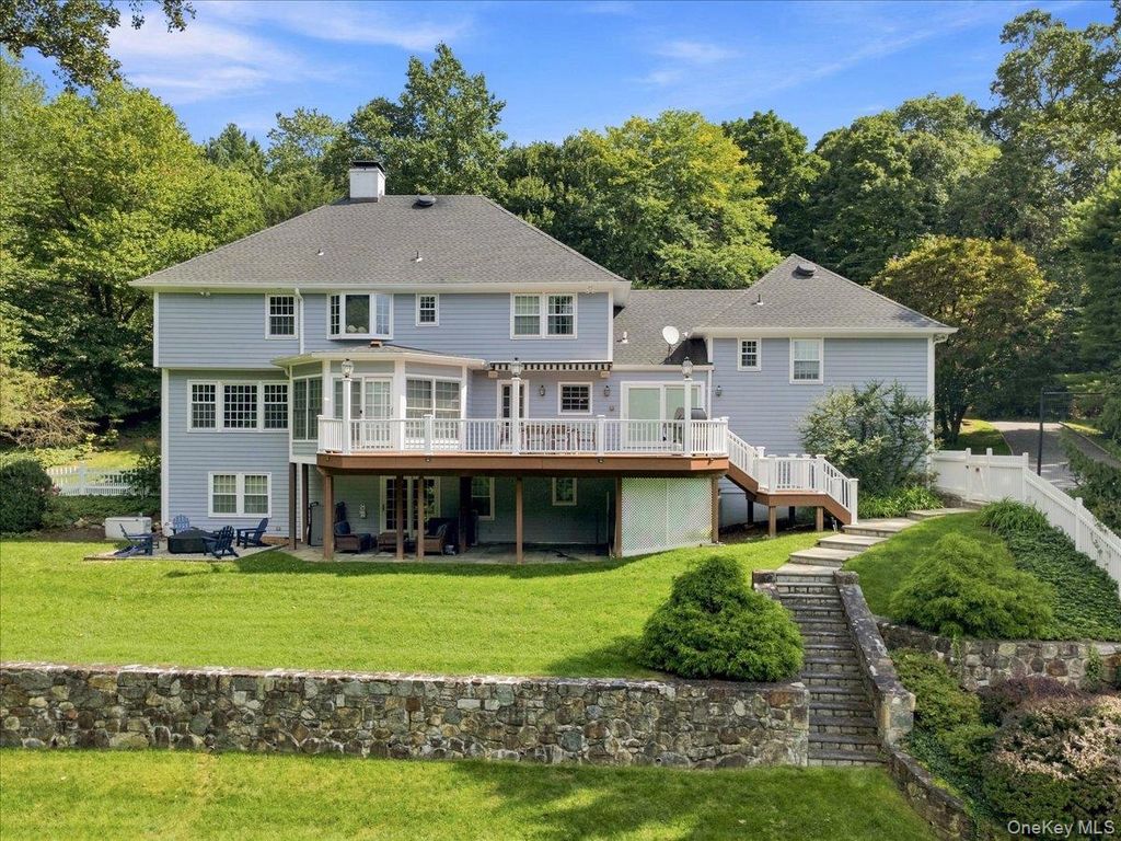 20 Hitching Post Lane, Chappaqua, NY 10514 — photo 3