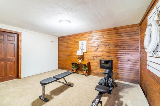 195 Lane 230a Jimmerson Lk, Angola, IN 46703