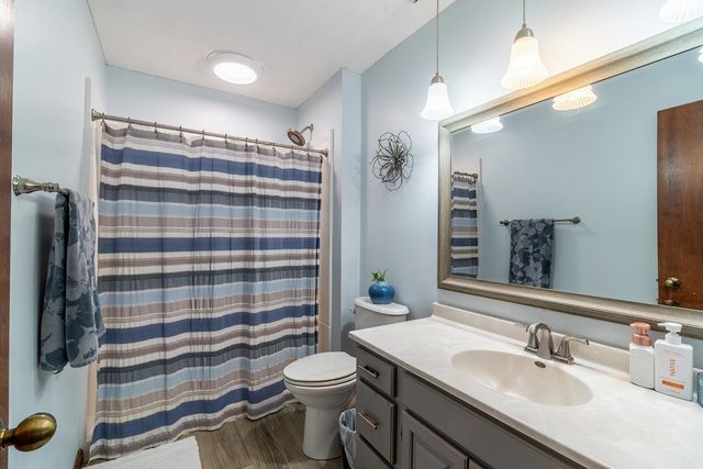 195 Lane 230a Jimmerson Lk, Angola, IN 46703