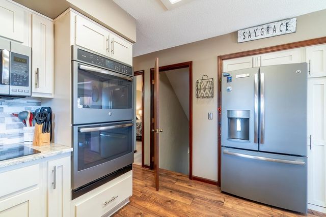 195 Lane 230a Jimmerson Lk, Angola, IN 46703