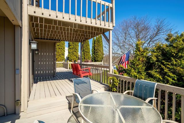 195 Lane 230a Jimmerson Lk, Angola, IN 46703