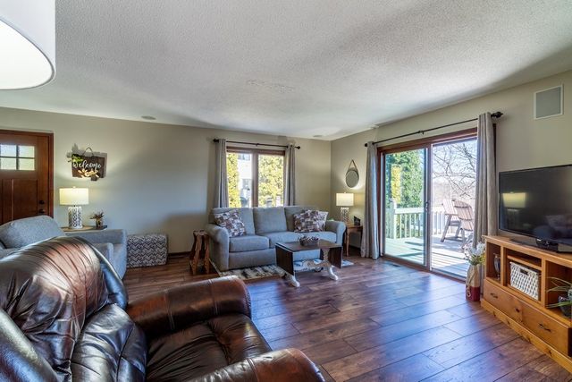 195 Lane 230a Jimmerson Lk, Angola, IN 46703