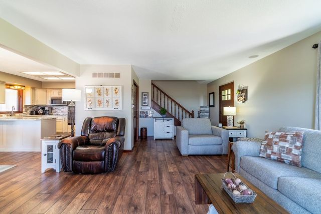 195 Lane 230a Jimmerson Lk, Angola, IN 46703