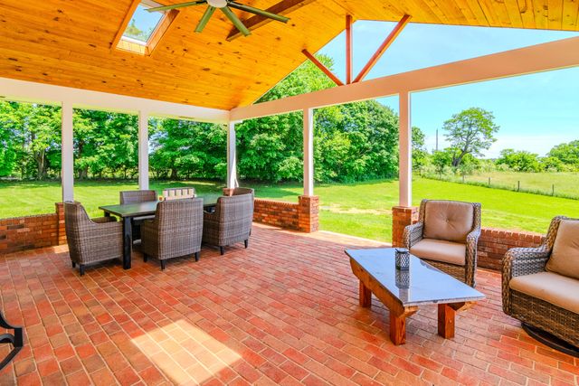3095 Old Maysville Road, Mt Sterling, KY 40353