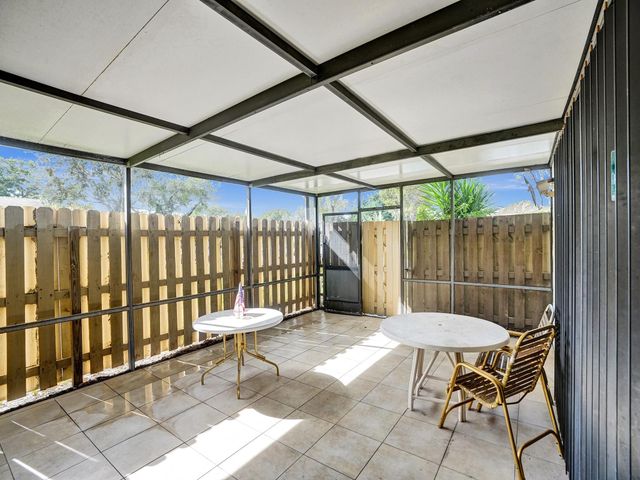 865 NW 29th Avenue A, Delray Beach, FL 33445