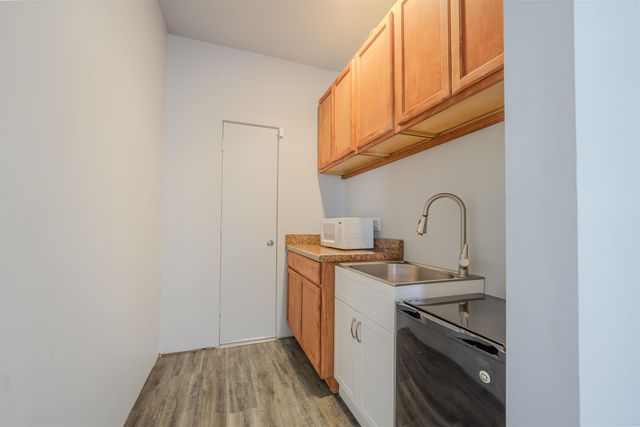 2 Flagstick Park, Longview, TX 75602