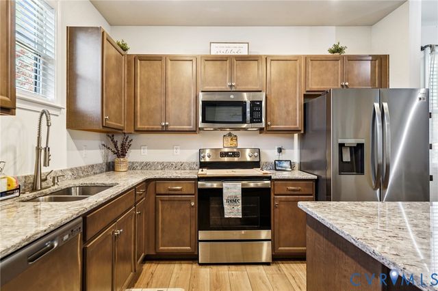 243 Bellevue Cir, Aylett, VA 23009