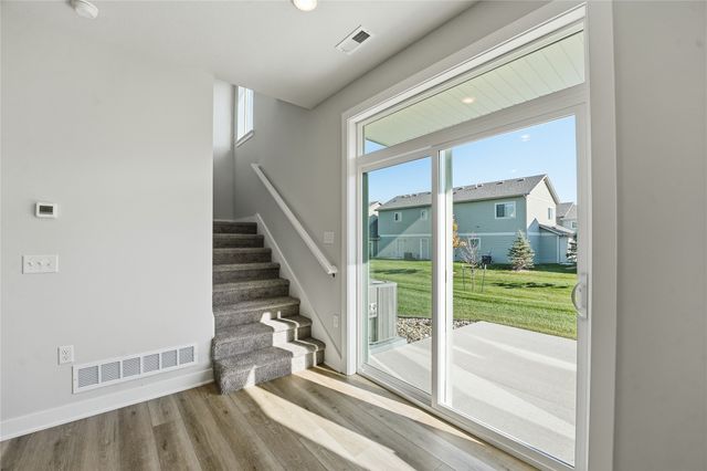 231 NW Waverly Drive, Waukee, IA 50263