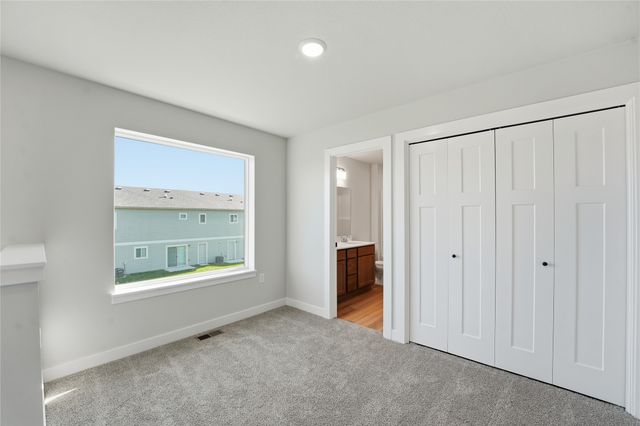 231 NW Waverly Drive, Waukee, IA 50263