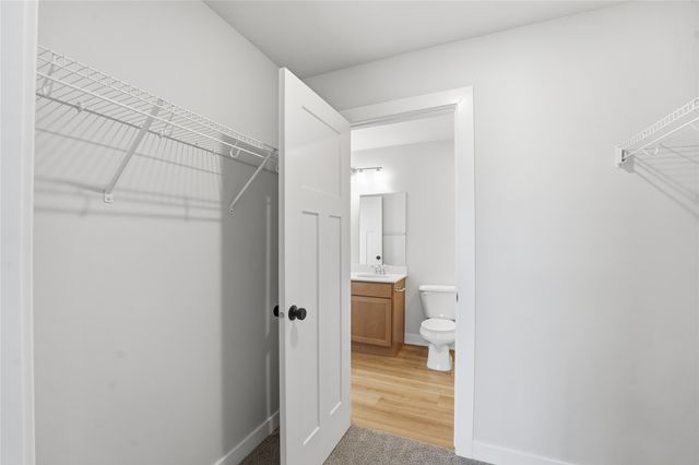 231 NW Waverly Drive, Waukee, IA 50263