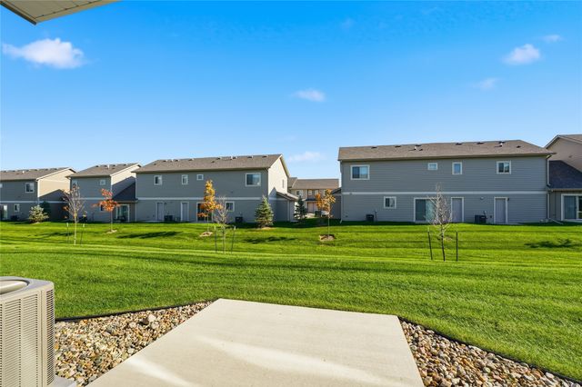 231 NW Waverly Drive, Waukee, IA 50263