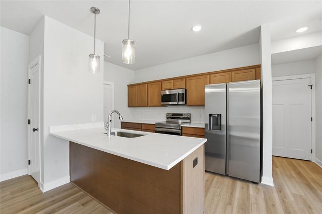 231 NW Waverly Drive, Waukee, IA 50263