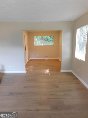 6740 Cambridge Drive, Rex, GA 30273