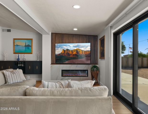 5770 E 22nd Avenue, Apache Junction, AZ 85119