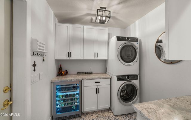 5770 E 22nd Avenue, Apache Junction, AZ 85119