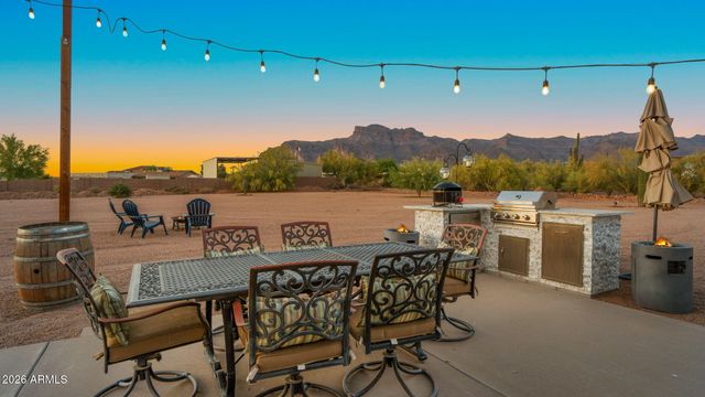 5770 E 22nd Avenue, Apache Junction, AZ 85119