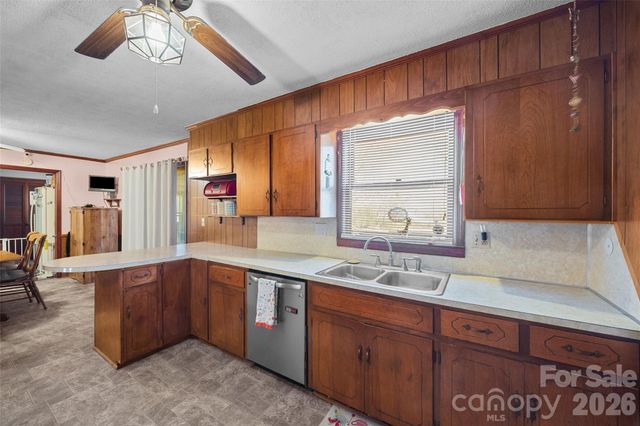 1379 Oakdale Road, Rock Hill, SC 29730