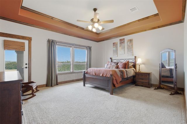 700 Augusta CIR N, Point Venture, TX 78645