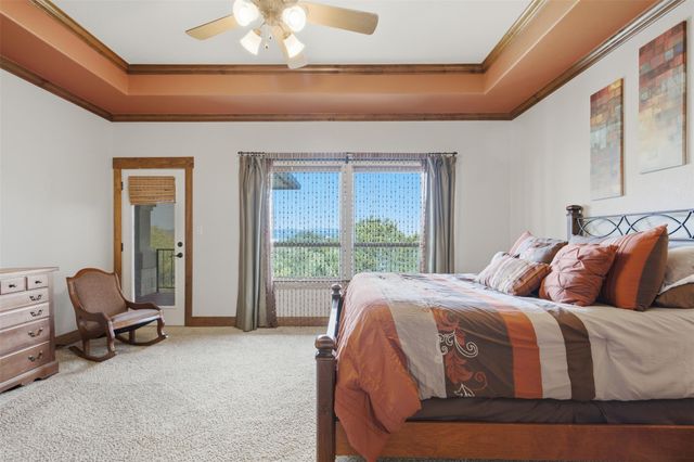 700 Augusta CIR N, Point Venture, TX 78645