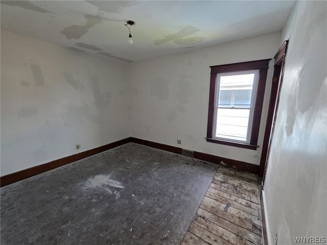 543 25th Street, Niagara Falls, NY 14301