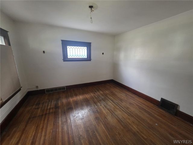543 25th Street, Niagara Falls, NY 14301
