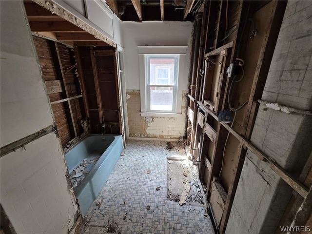 543 25th Street, Niagara Falls, NY 14301