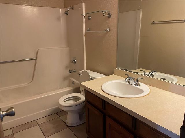 7523 NW 113th Place, Oklahoma City, OK 73162