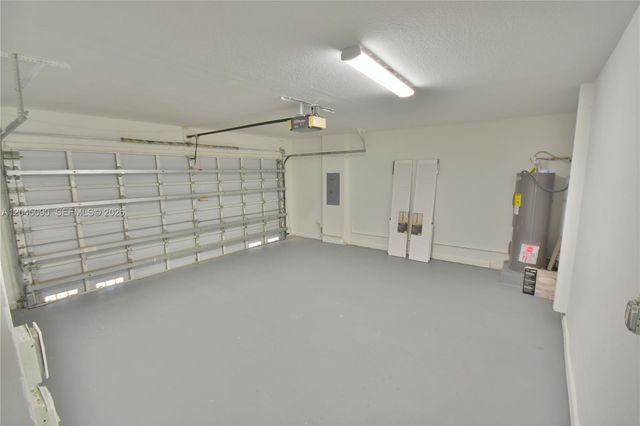 4534 NW 94th Pl, Doral, FL 33178
