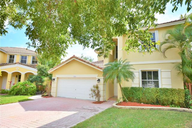 4534 NW 94th Pl, Doral, FL 33178