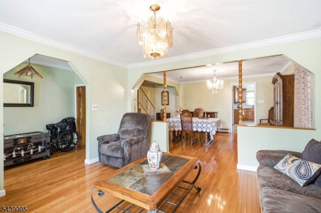 141 Walnut St, Newark City, NJ 07105 — photo 5