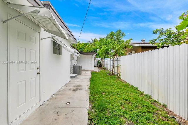 6101 SW 24th Street 4, Miramar, FL 33023