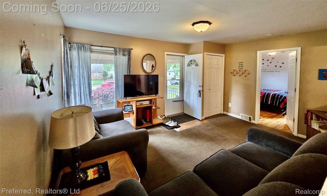 15349 Deering Street, Livonia, MI 48154