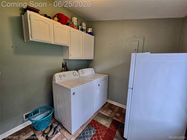 15349 Deering Street, Livonia, MI 48154