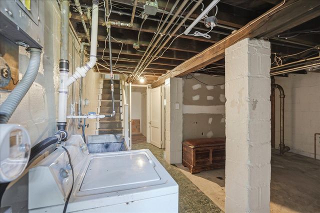 1604 POPLAND, Baltimore City, MD 21226
