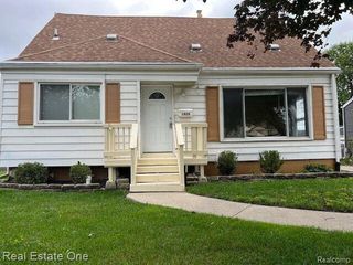 1828 Thomas Avenue, Berkley, MI 48072