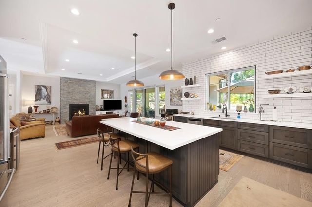 13041 Austin Forest Cir, Auburn, CA 95602
