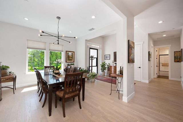 13041 Austin Forest Cir, Auburn, CA 95602