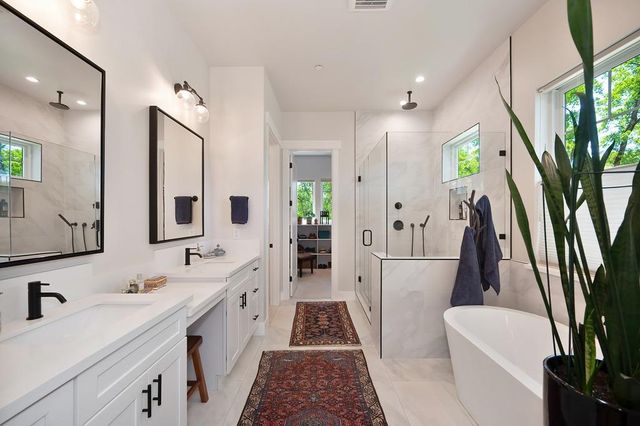 13041 Austin Forest Cir, Auburn, CA 95602