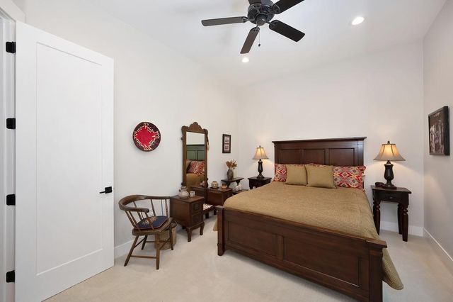 13041 Austin Forest Cir, Auburn, CA 95602