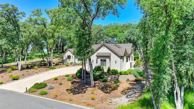 13041 Austin Forest Cir, Auburn, CA 95602