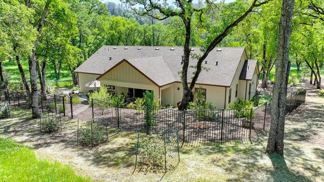 13041 Austin Forest Cir, Auburn, CA 95602