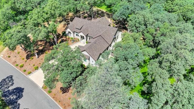 13041 Austin Forest Cir, Auburn, CA 95602